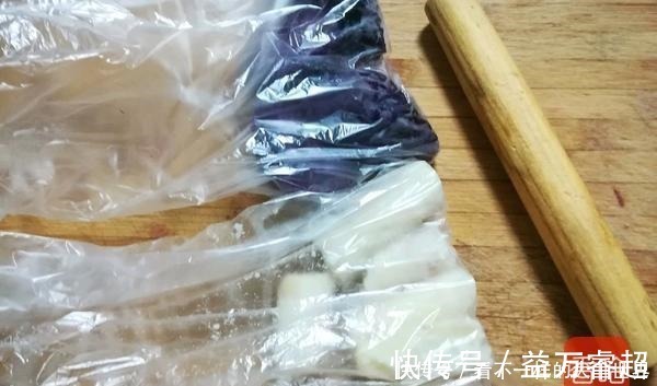 胃不舒服三分治七分养,平常多吃“它”,保护肠胃修复胃黏膜