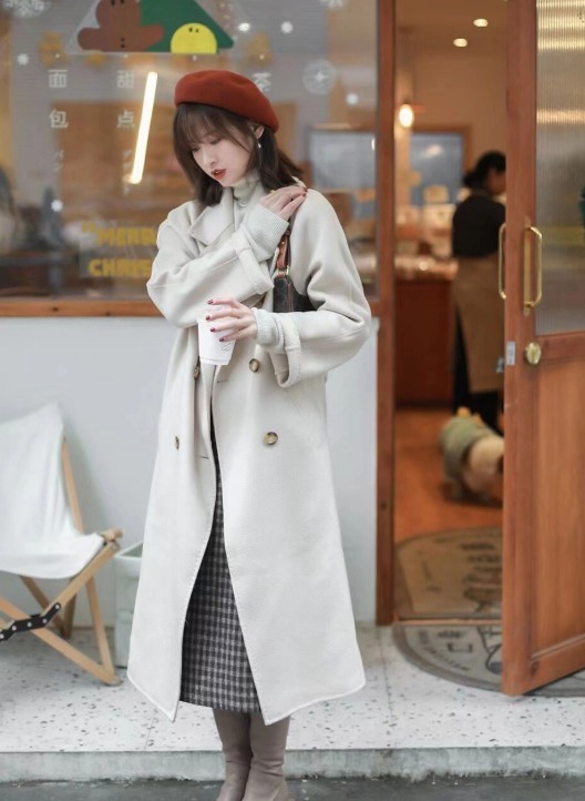 博主|冬天不穿“格纹裙”就out了!看潮人这样搭,回头率超高