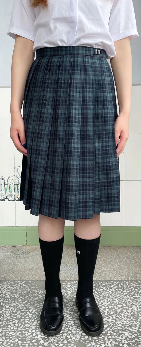 海苔|平价成品布JK制服【深夜幻境—海苔】测评，穿上就是满满的校供感～