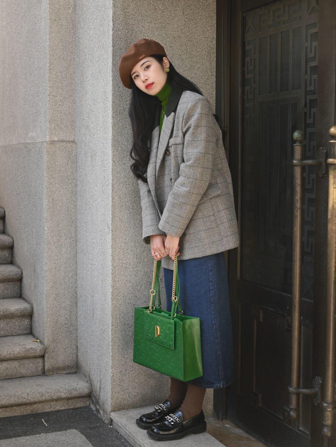 羽绒服|冬天别只会穿羽绒服,加厚西装外套更加干练,穿上身通勤又百搭!