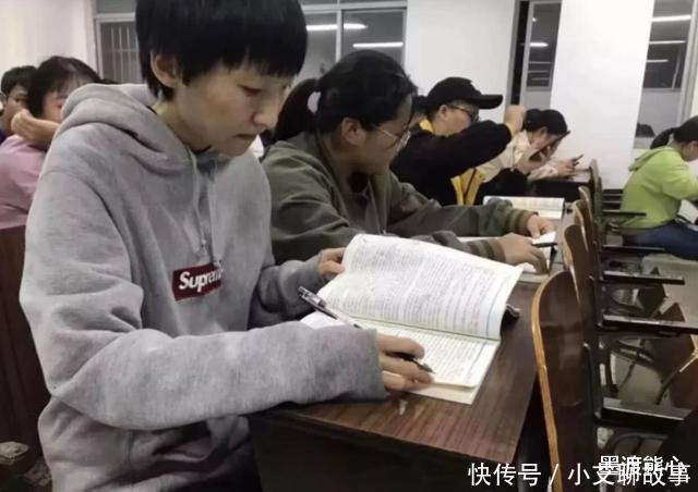 为给病弱母亲治病，大四女孩放弃保研“人大”，重新高考学习中医