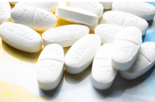 卷心菜|猕猴桃能缓解甲状腺结节？医生摇头：这3类食物会让甲状腺更严重