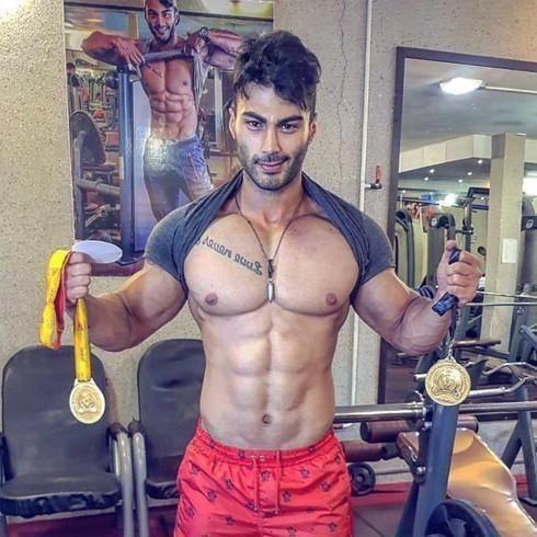 亚洲人|健美舞台不再是欧美人的专利,亚洲人同样能打造出巨兽般的身材