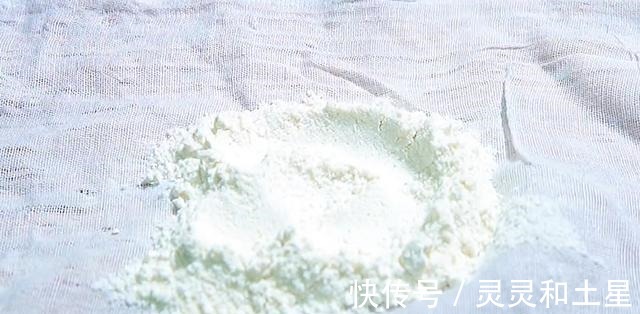 冬季农村人不买枇杷膏,多采这个食材,就能熬大一罐,舒心过冬!