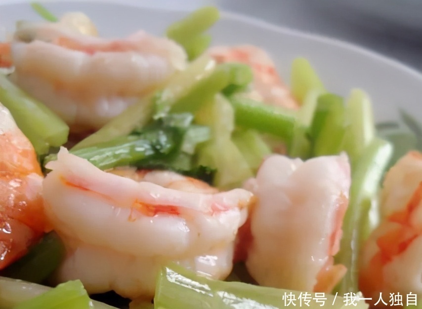 女性到了中年常吃三种美食,刮油消脂,排毒清肠,营养又瘦身