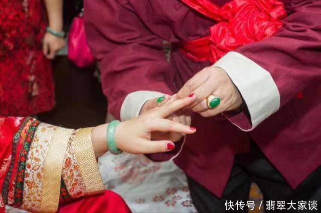 手镯|翡翠手镯那些事!这应该是最全、最详细的介绍!