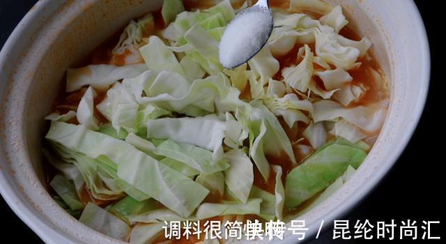 牛腩|大厨将传到中国的罗宋汤改良成家庭版，简单易学，天天吃都不够