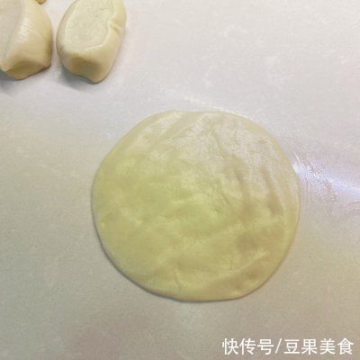 不用油皮、酥皮,照样酥脆的粉条肉酥饼