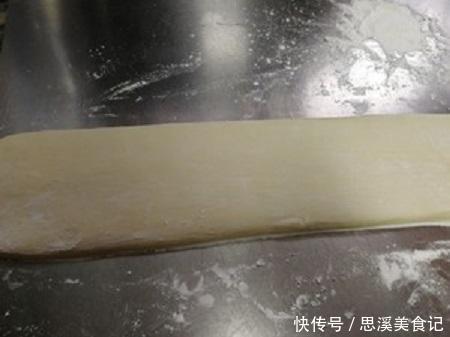 面团|爱吃油条收藏了,教你一招,早上只需几分钟,热腾腾的油条出锅