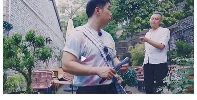 孟鹤堂被错认成鹿晗，烧饼一脸不高兴，网友：他是你的准姑爷爷