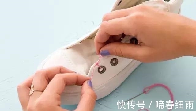 diy 小白鞋穿腻了?试下刺绣后的小白鞋,一样穿出“花”样!附教程