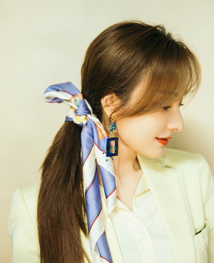 卫视|芒果台元宵晚会主持阵容,快乐家族五缺二,李雪琴让人感到意外!