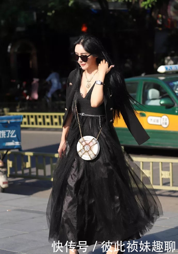 碰撞|美女与高跟鞋相遇,碰撞出十足的韵味