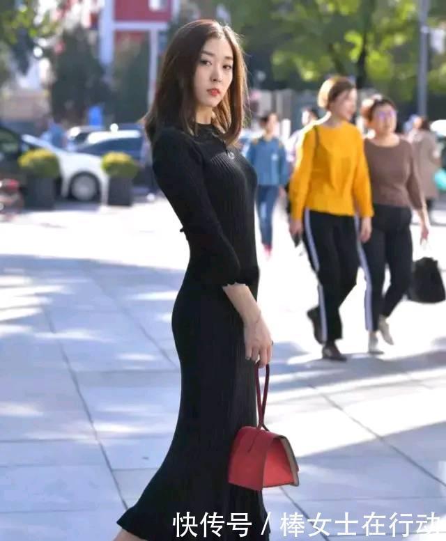 穿搭|冬季想穿裙子又怕冷不用担心,小姐姐们来教你怎么办