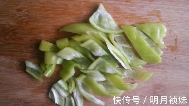 植物性|它是“天然黄体酮”，1盘3元，女人常吃，养子宫，人年轻不显老