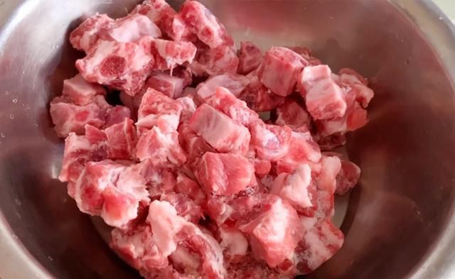 苦瓜|三伏天，不管有钱没钱，要多吃此菜，清热解暑营养高，再贵也要吃