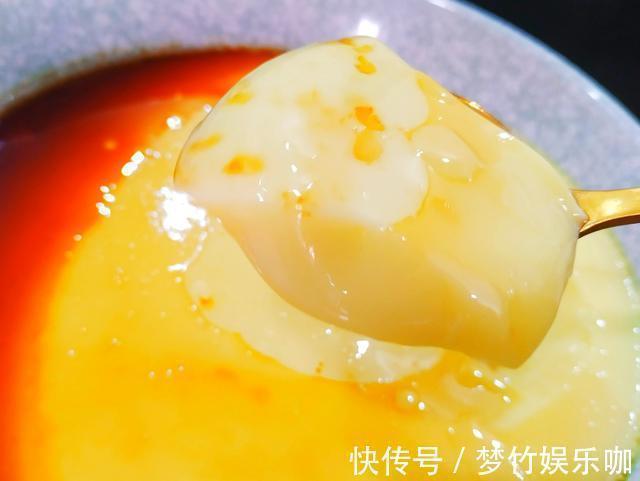鸡蛋羹怎么蒸？60岁大妈教你牢记“3要点”，鸡蛋比豆腐脑还嫩