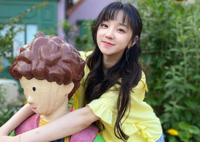 黄旭熙|跑男家族颜值太真实!杨颖鹿晗没变化,可宋雨琦有点过分了