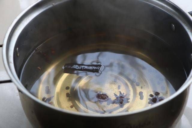 酸豆角|酸豆角别再买了，自己在家做又酸又香，干净又卫生，7天就能吃！