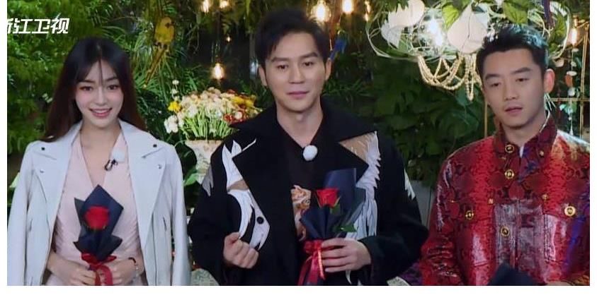 節(jié)目中屢次被孤立，淪為跑男邊緣人物的鄭愷，為何不舍得退出？