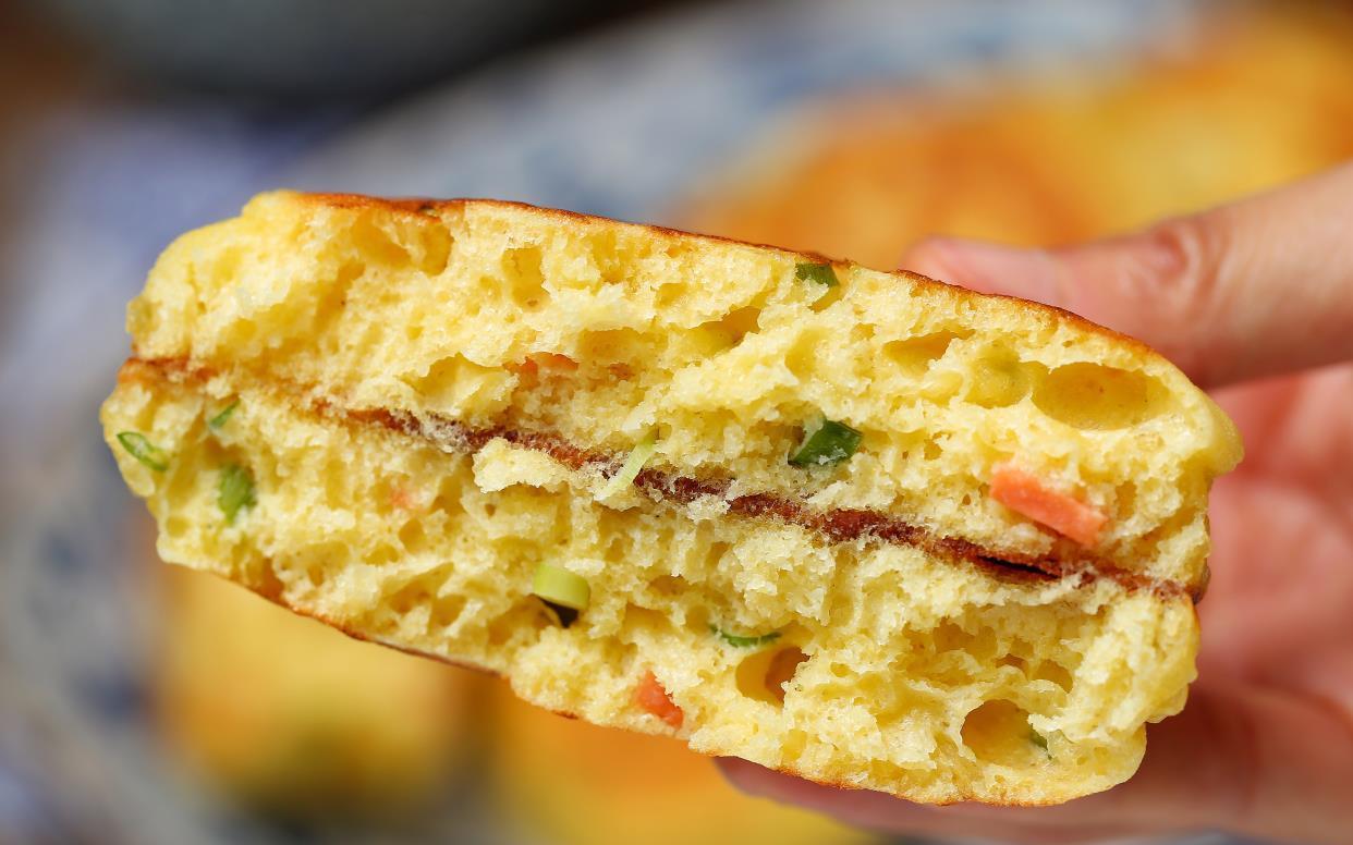 营养|双手无需粘面，搅一搅就能做的粗粮早餐饼，暄软美味营养百分百！