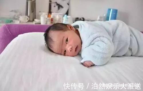 带娃|“高颜值”小姨看孩子,小外甥都看呆了,网友宝宝走开,换我来