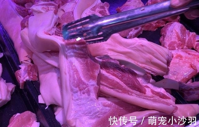 猪肉|买猪肉时,到底选前腿肉还是后腿肉?老师傅教你一招,别再买错了