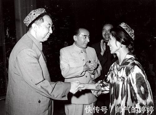 毛主席！他官至正国级，真名知道之人不多，化名却家喻户晓，孙女和他同姓