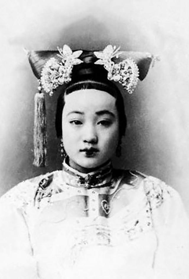 真的|大太监亲口讲述珍妃之死，真的不怪慈禧，是她的身份要她必死无疑