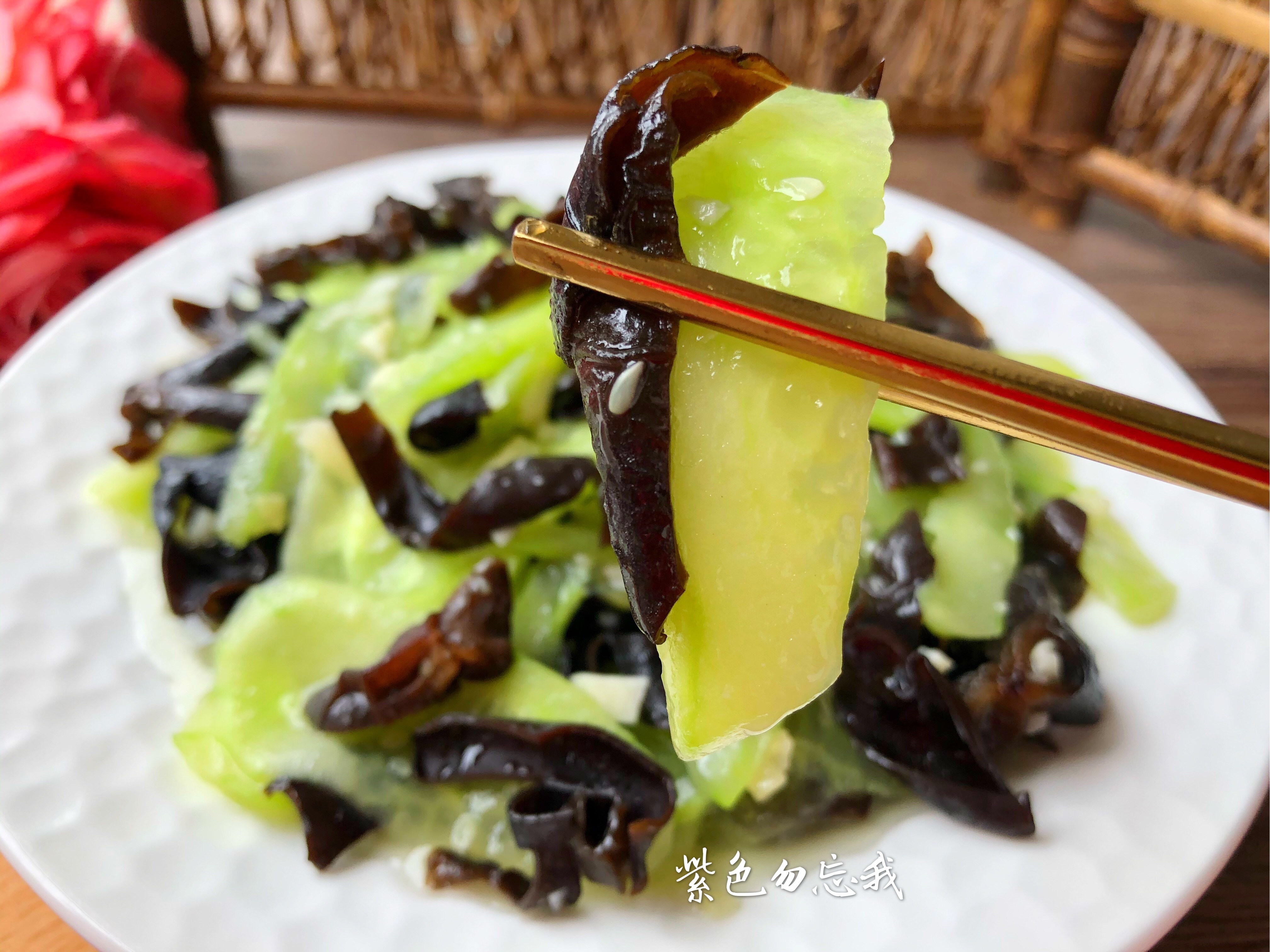 清肠|它和黑木耳天生是一对,简单炒一炒,清肠去脂又美味,别错过