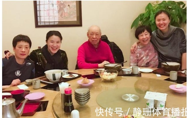 金牌教练|王楠宴请恩师,78岁金牌教练已头发花白,曾为国乒执教31年