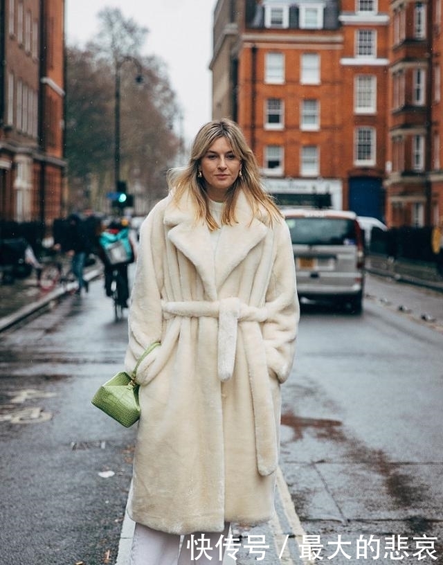 衣服|衣服越厚我越瘦,终于到了藏膘的季节,冬天这么穿大衣太显瘦