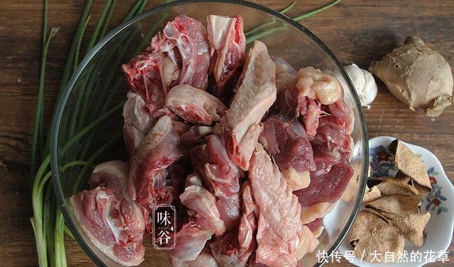 今日入伏,记得多吃这肉,比牛羊肉强,解馋不上火,焖一锅特馋人!