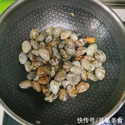 家常菜|海鲜年糕汤#巨下饭的家常菜#