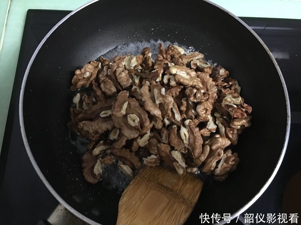  补钙|自从学会这零食，一到周末就要做，补钙完胜豆腐牛奶，比蛋挞解馋