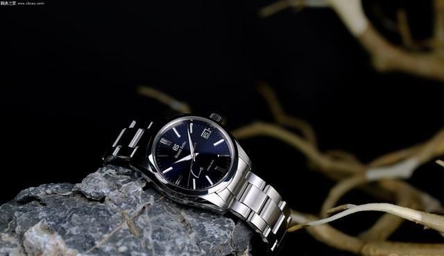腕表 冠蓝狮推出四款全新Spring Drive系列腕表