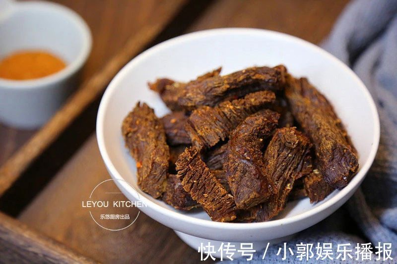 燕麦|5道自制小零食,低脂饱腹,缓解饥饿感,减肥期间放心吃