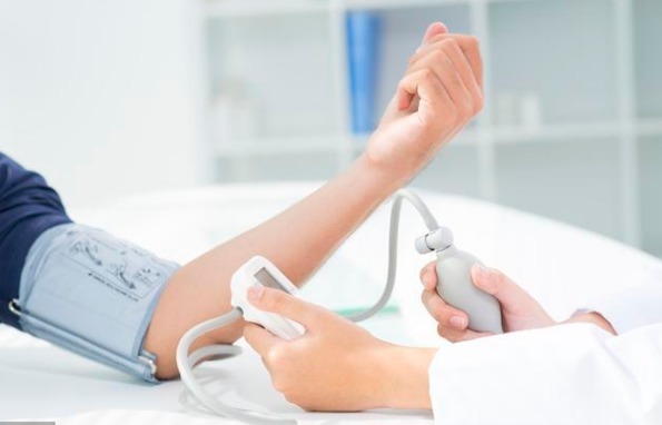 高血压患者|高血压有何饮食禁忌了解这10条建议,不用忌口也能控好血压