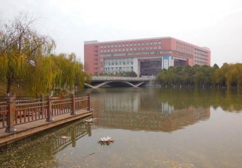 南昌航空大学|中国这所航空大学，虽然听起来霸气，却没有特色学科，录取分不高