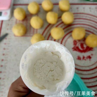 室温|这道原味奶酥月饼，我一年四季都想吃