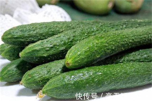 黄瓜|女性到了中年常吃3种食物,降压减脂,延缓衰老,促进身体排毒