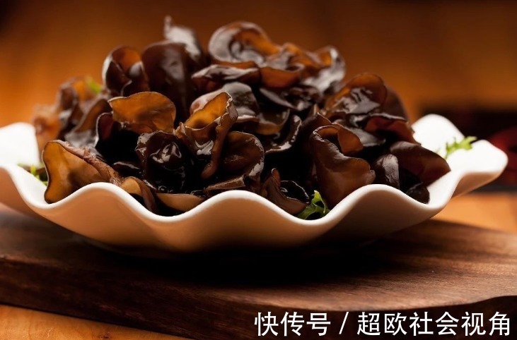 眼干|肝不好,少吃这4类蔬菜!晨起没这5个表现!说明肝脏很“健康”