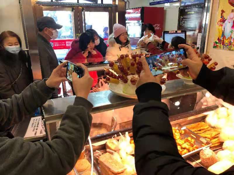  风情|老字号新添冬至风情美食五分钟销售一空