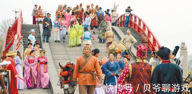 剔骨刀!《聊斋志异》:举人在城隍庙前“表演”,告诉人们什么是恶有恶报