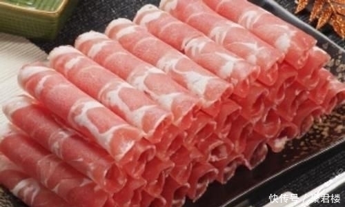 服务员|外国留学生中国吃火锅,2小时后服务员望着桌子上的一堆,楞了