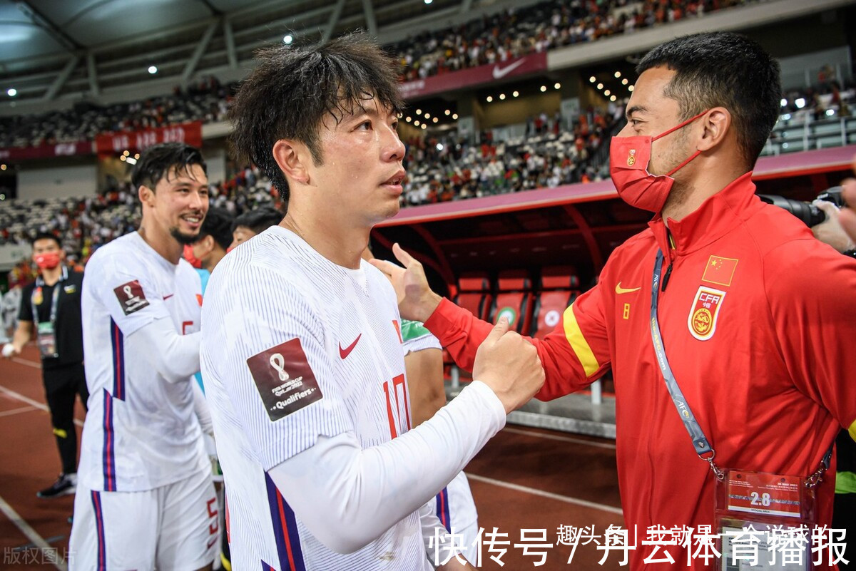 俱乐部|李铁看走眼了！郑智的核心号码给错人，在俱乐部和国家队判若两人