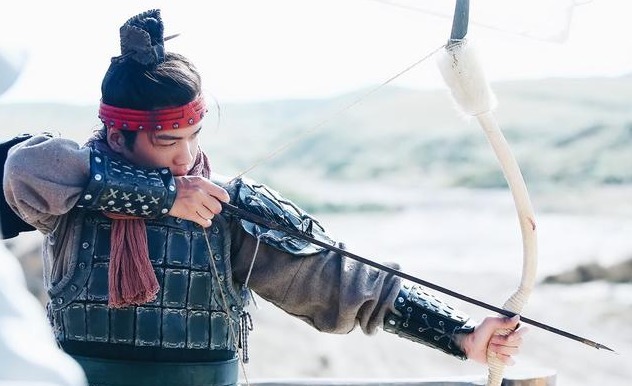 书生|“一片英雄胆,七尺丈夫躯!”盘点五位历史上弃笔从戎的书生 你看有多燃?