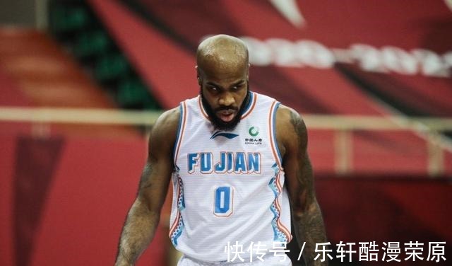 余嘉豪|外援回归大包大揽;CBA应不应该全华班新秀成长不能为外援让路