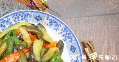 茄子|不放一滴水,饭店大厨亲授,茄子超好吃的做法!吃过的朋友都爱了!