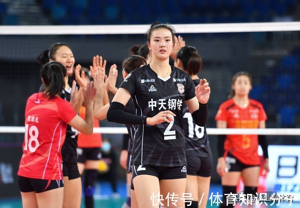 朱婷|中国女排队员数据,身高198㎝新星当替补,23岁小将扣球媲美朱婷